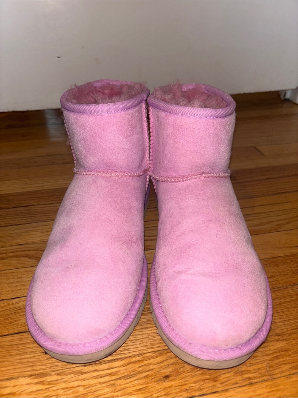 UGG Womens Classic Mini Boot in Light Pink sheepskin